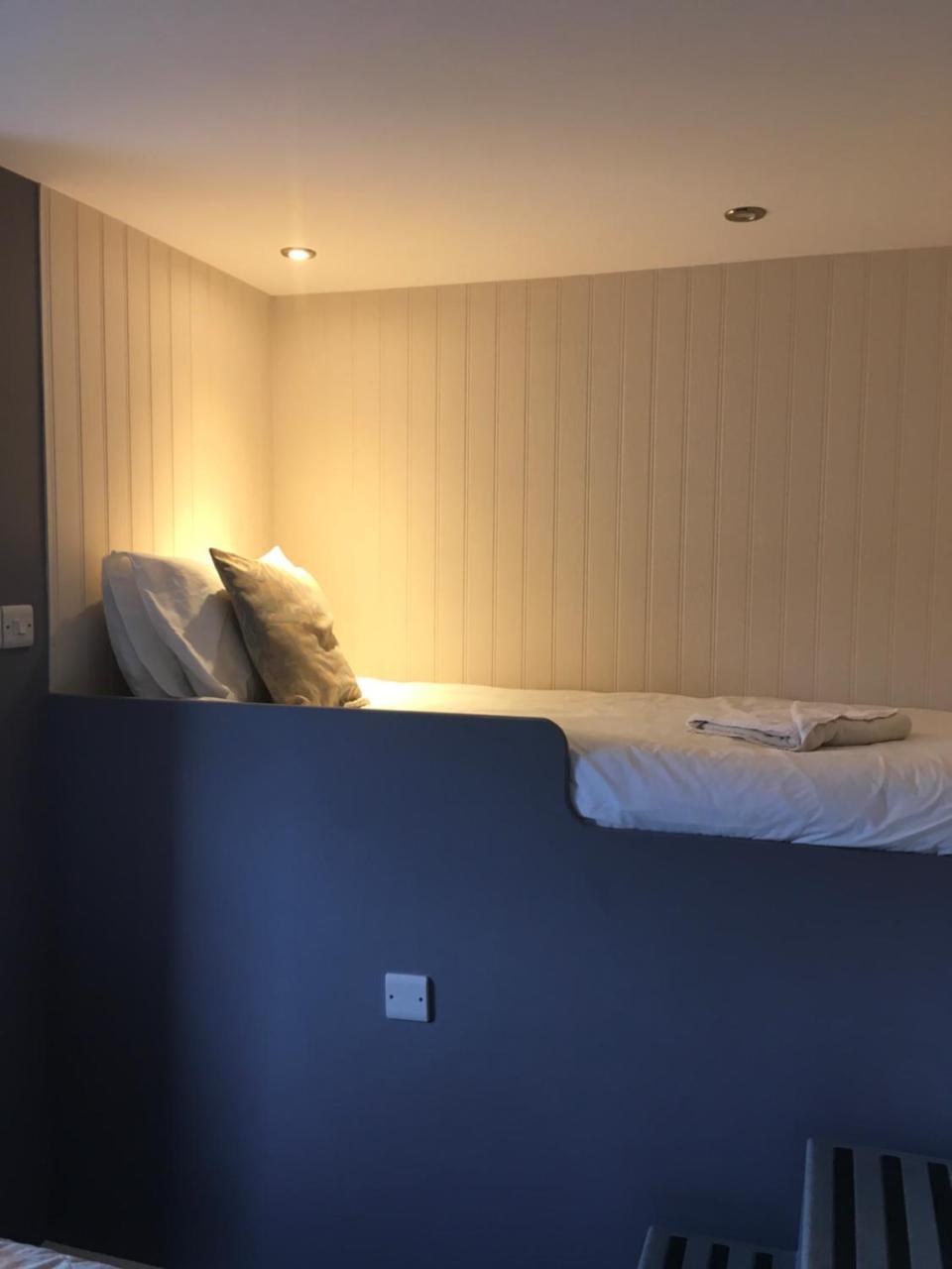 Newport Guest House Лінкольн Екстер'єр фото
